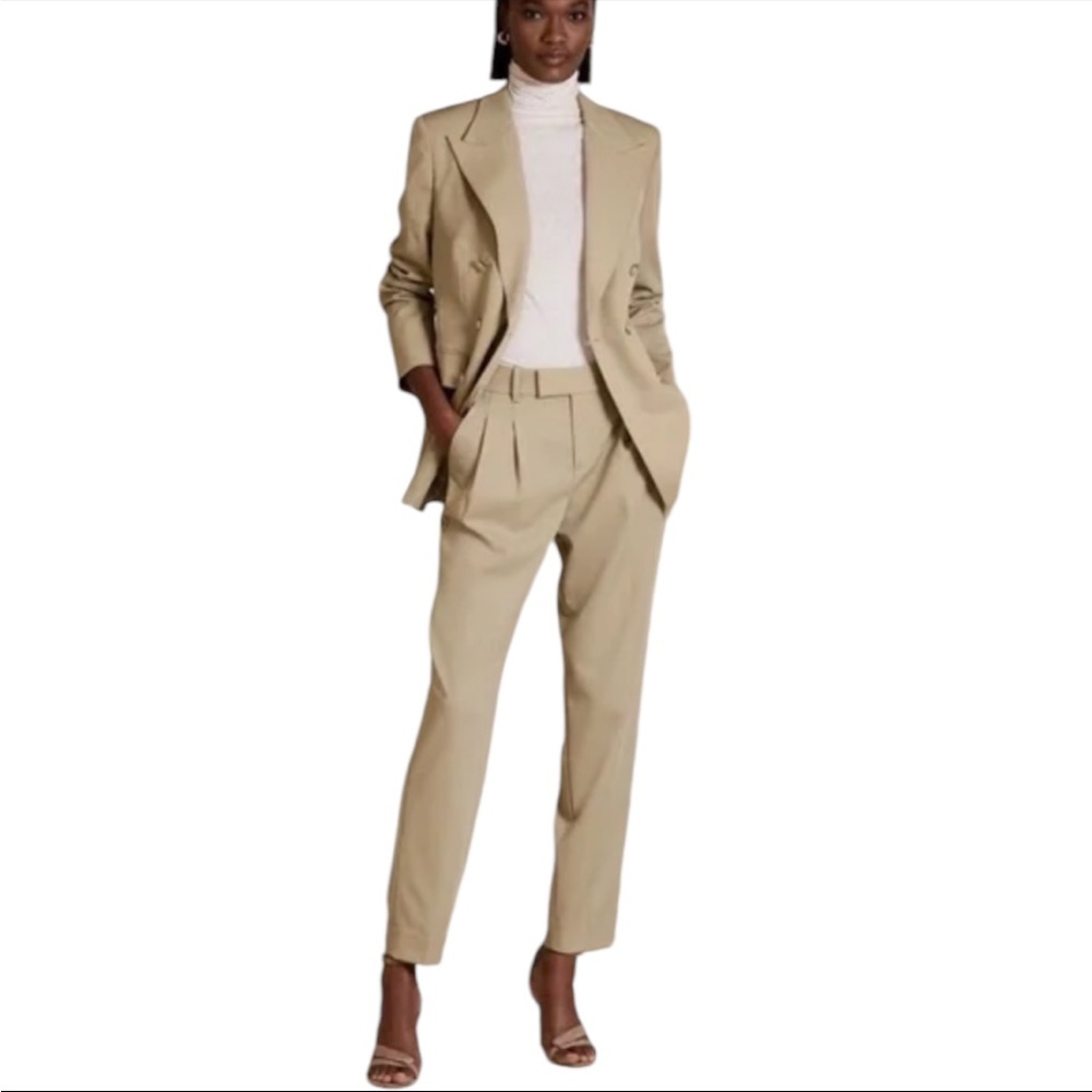 Banana Republic Vasto Italian Wool Suit Jacket and high rise pants Beige size 6